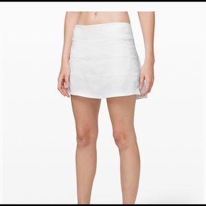 Women’s tall Lululemon skirt!